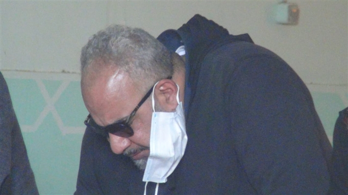 بحضور أحمد أمين وسيد رجب.. 15 صورة من تشييع جنازة والد بيومي فؤاد