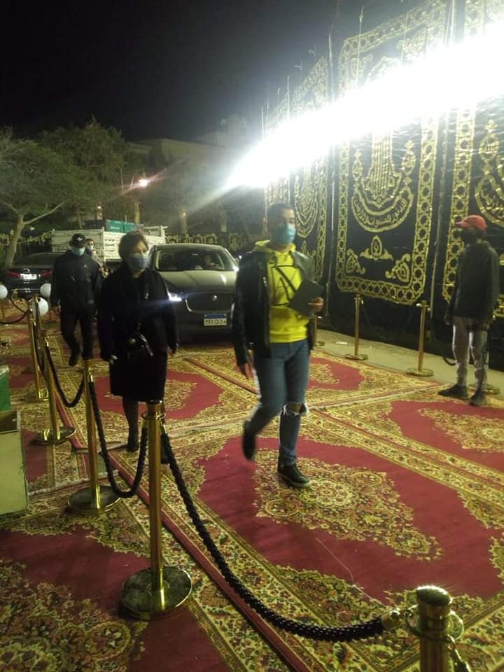 بحضور أحمد حلمي وعمرو يوسف.. 15 صورة من عزاء محمد الصغير