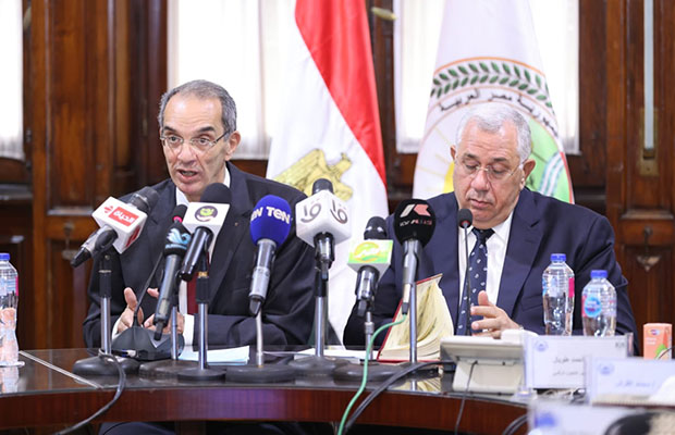 وزير الاتصالات