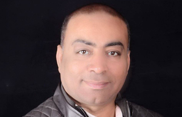 الكاتب والمؤرخ أيمن عثمان