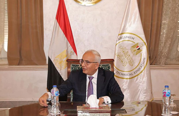 الدكتور رضا حجازي
