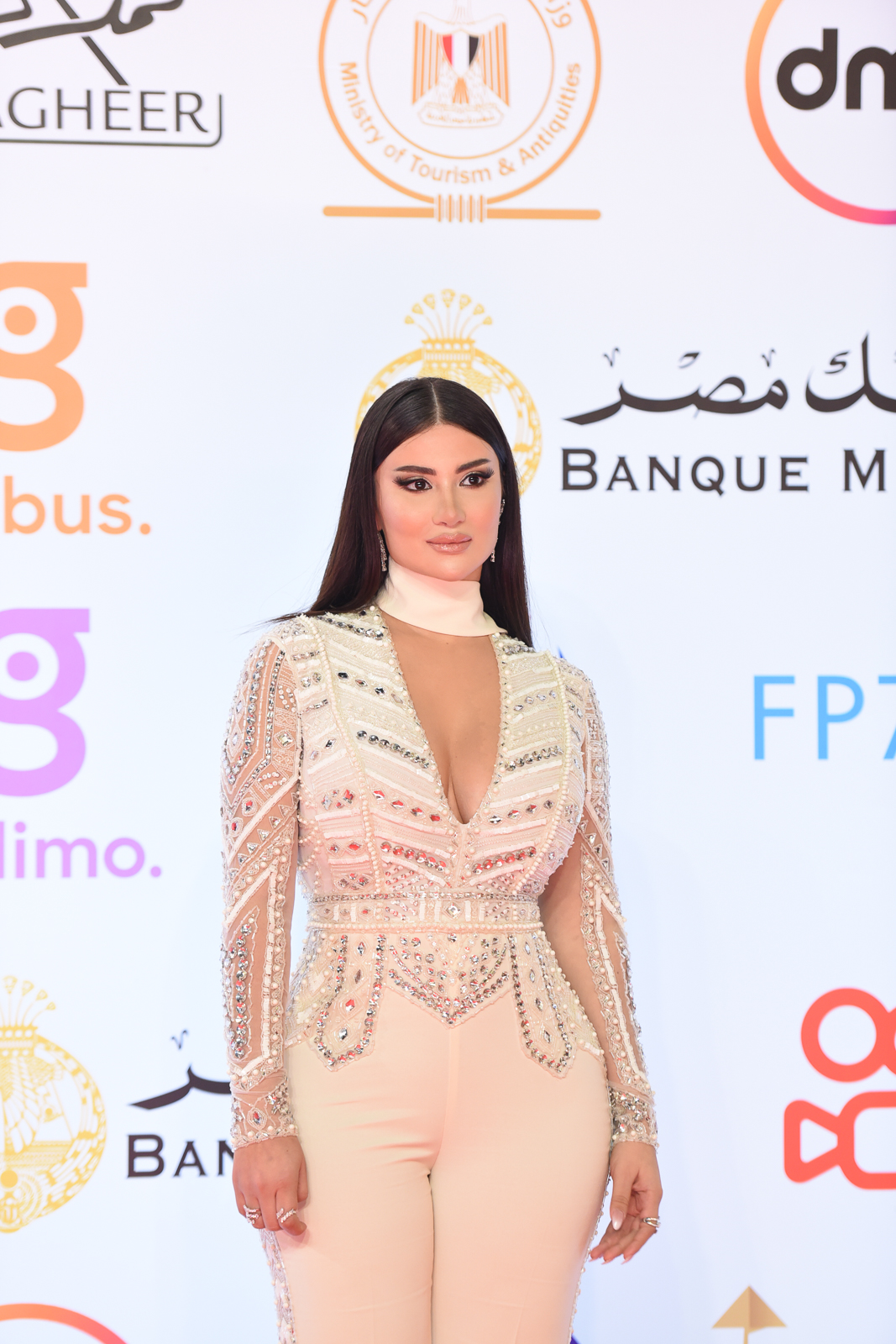 أبرز إطلالات الفنانين خلال فعاليات مهرجان القاهرة السينمائي | صور