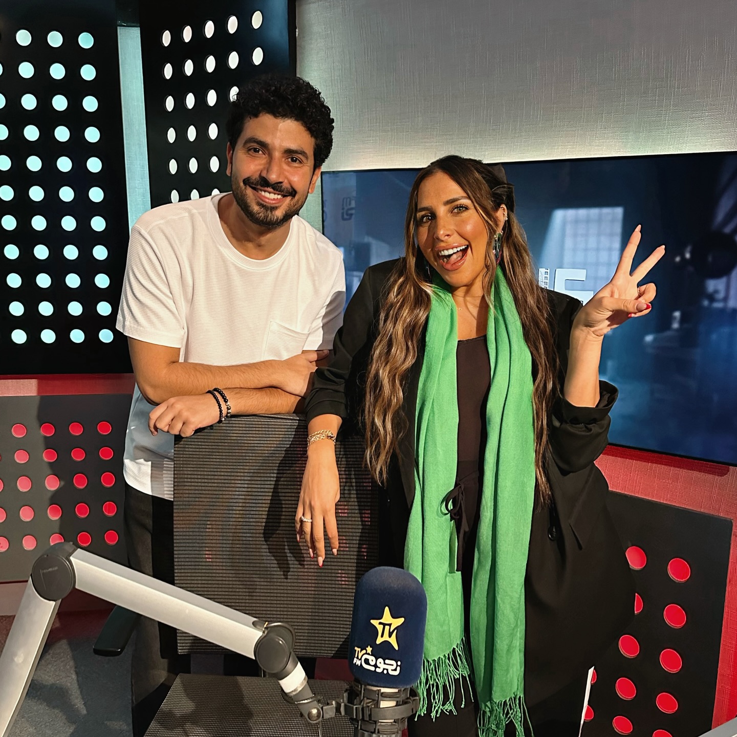 الفنان محمد أنور ضمن أبرز ضيوف «نجوم إف إم» في أسبوع