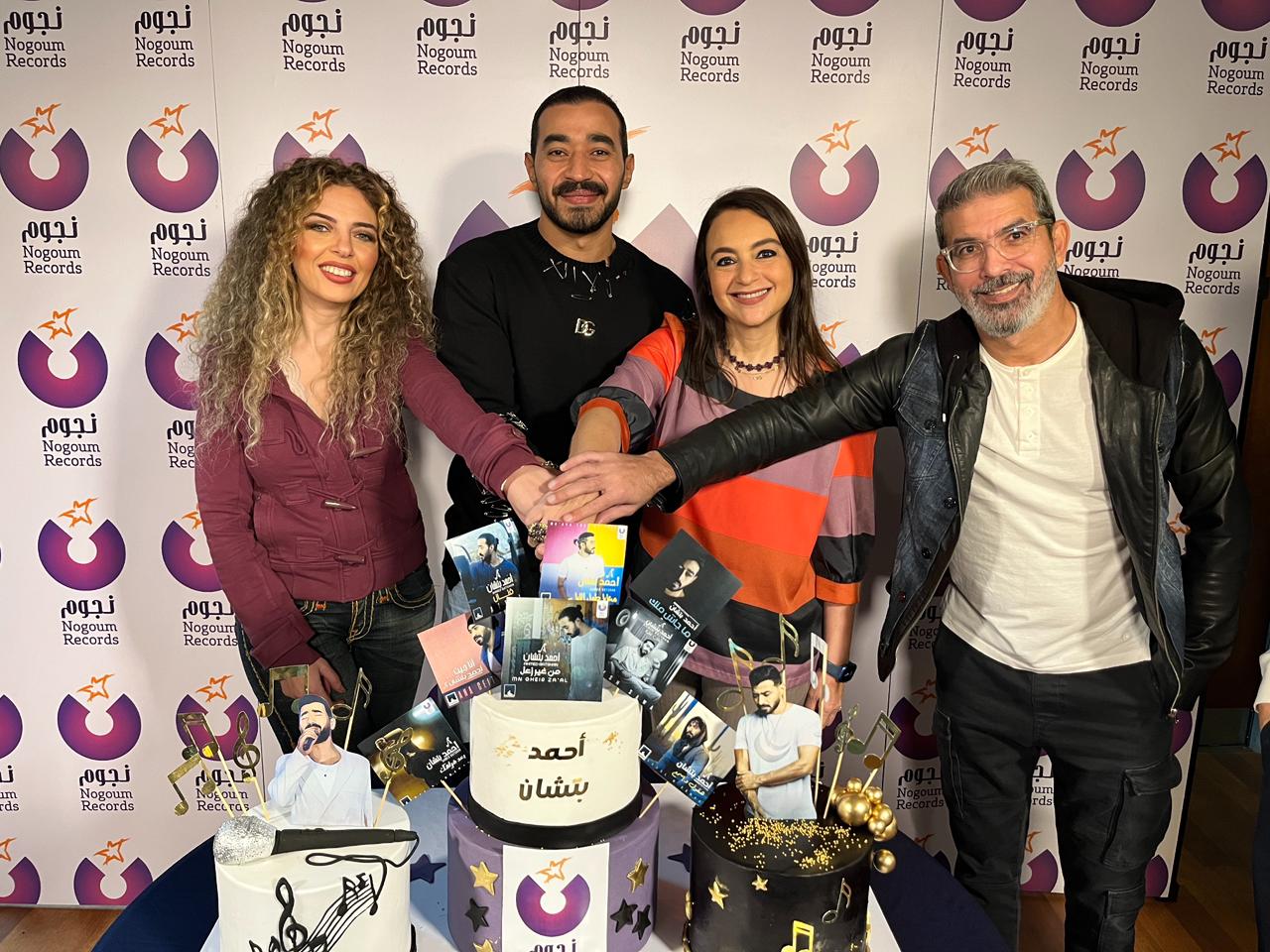 «نجوم ريكوردز» و«هاي واي» يحتفلان بتجديد التعاقد مع أحمد بتشان