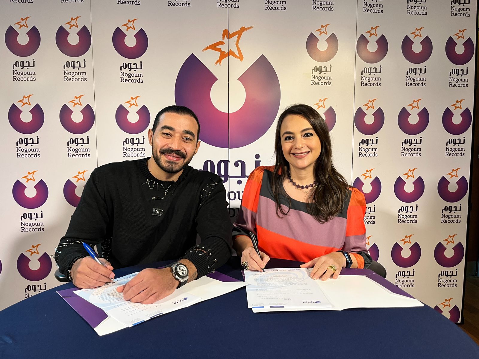 «نجوم ريكوردز» و«هاي واي» يحتفلان بتجديد التعاقد مع أحمد بتشان