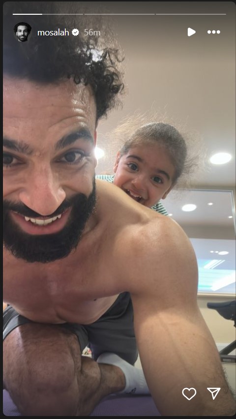 محمد صلاح مع ابنته كيان