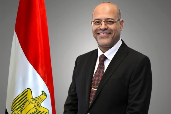 وزير العمل يصدر قرارًا بتحديد العطلات والأعياد والمناسبات للعمال غير المسلمين في القطاع الخاص